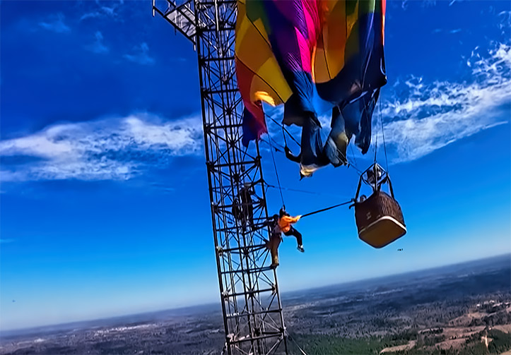 Texas balloon strike on Vertical Bridge 1,100-foot broadcast tower triggers high-angle rescue | Wireless Estimator